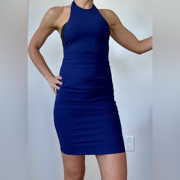 Nicole Miller Halter Dress Cocktail Flattering Ruched Waist Size 4 - Picture 7 of 8